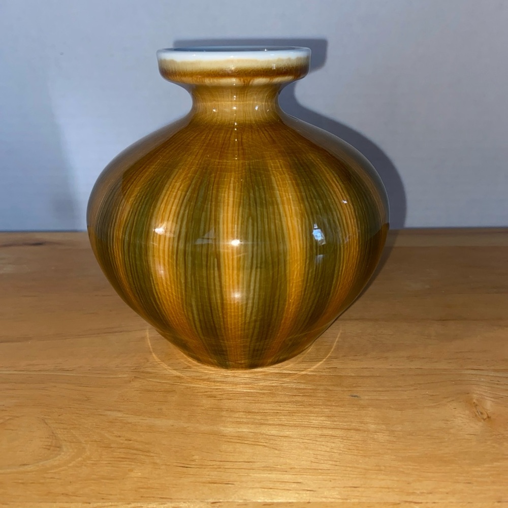 Yaobian Vase 5 Inch Pomegranate Style. Gold And Olive Glaze Finish. Vintage